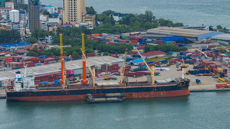 Cambodia’s Jan-Feb trade rises 17.6% to $11.11 billion as U.S. demand and China imports drive growth